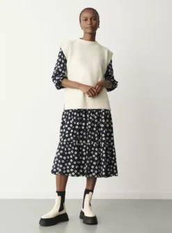 FINERY Ava Knitted Vest 8