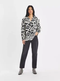 Monochrome Abstract Print Popover Shirt12