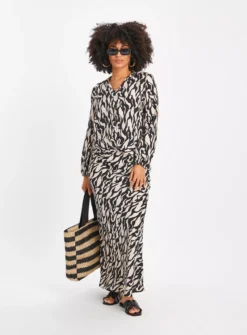 Abstract Animal Tie Front Blouse26